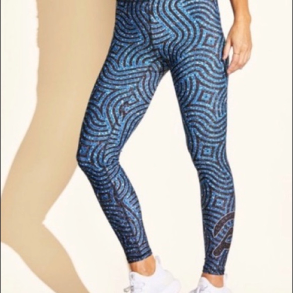 Peloton Terez Glitter Galaxy Leggings XS